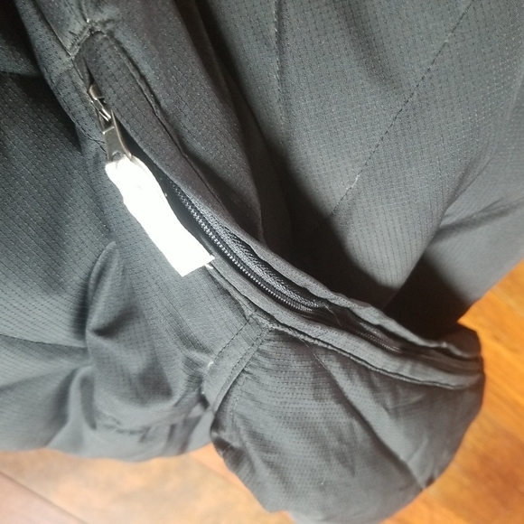 Millenium Three | Snow Jacket - Picture 9 of 12